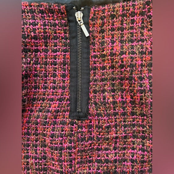Dalia Collection pink, red and black tweed mini skirt - Picture 3 of 7
